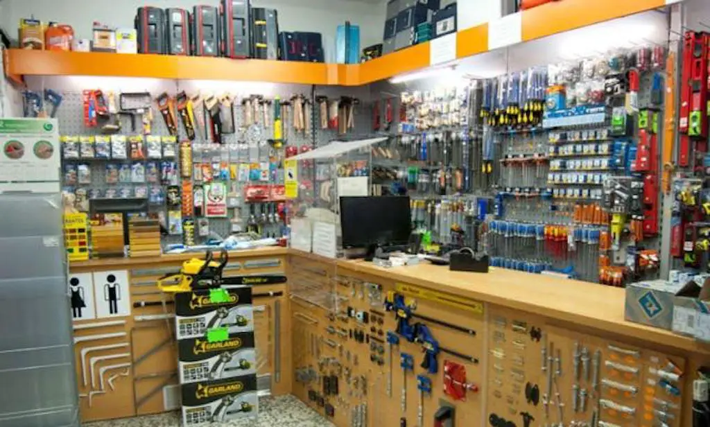 ferreteria comercial la real articulos de ferreteria y construccion compania baja