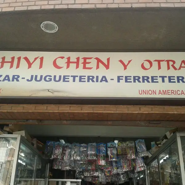 zhiyi chen y otra santiago